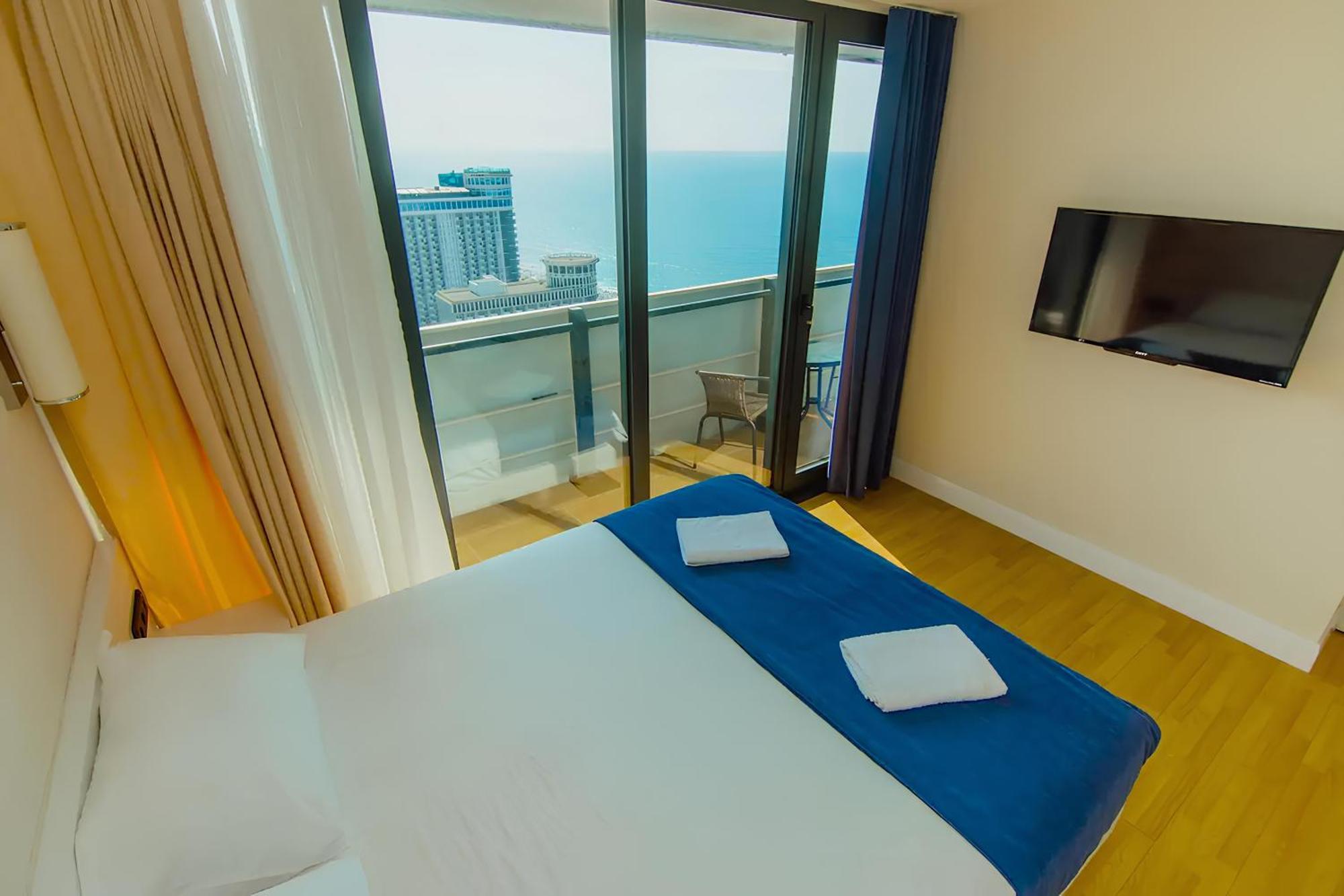 Orbi Panoramic Aparthotel บาทูมิ ภายนอก รูปภาพ